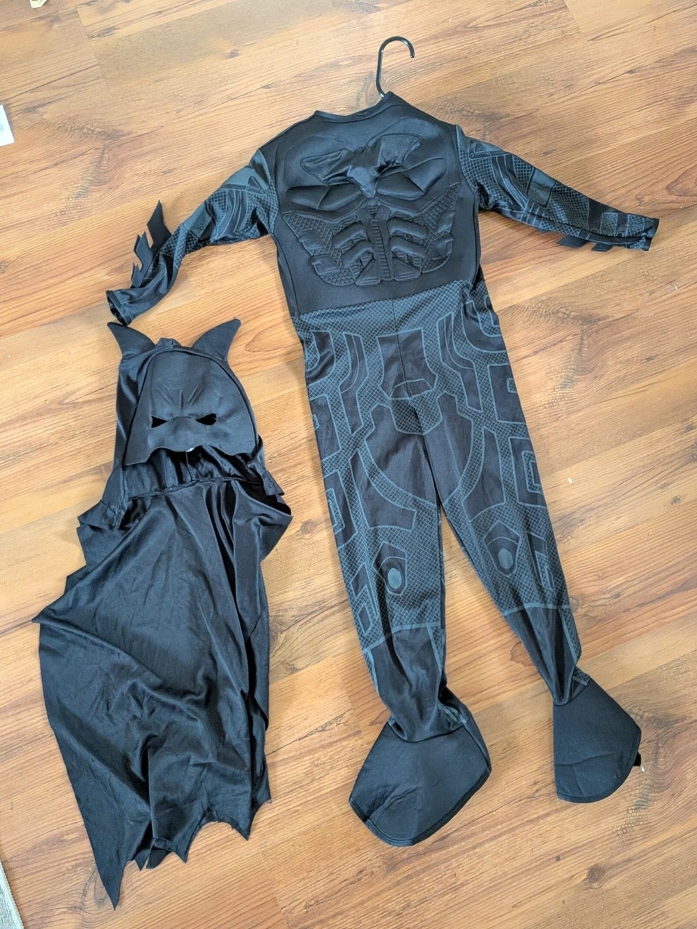 DC Comics Black Muscle Chest Batman Superhero Kids Costume with Cape and Mask